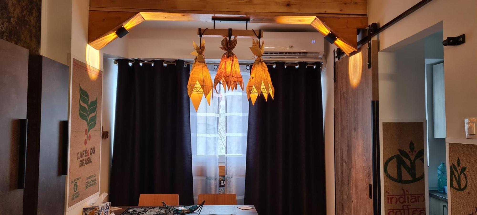 Tiki'S Bar Studio Bukarest Eksteriør billede